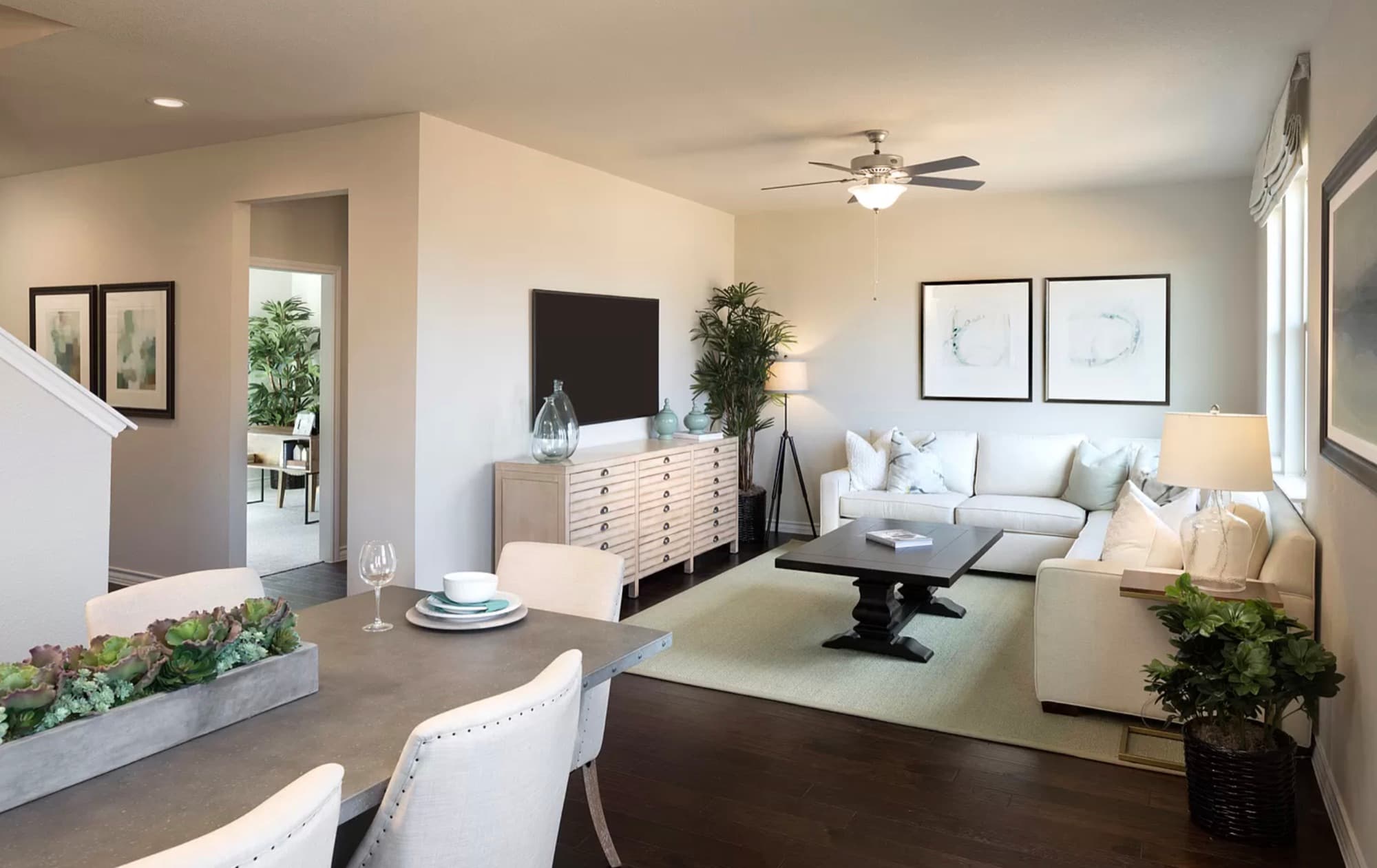 Living room at Caballo Blanco