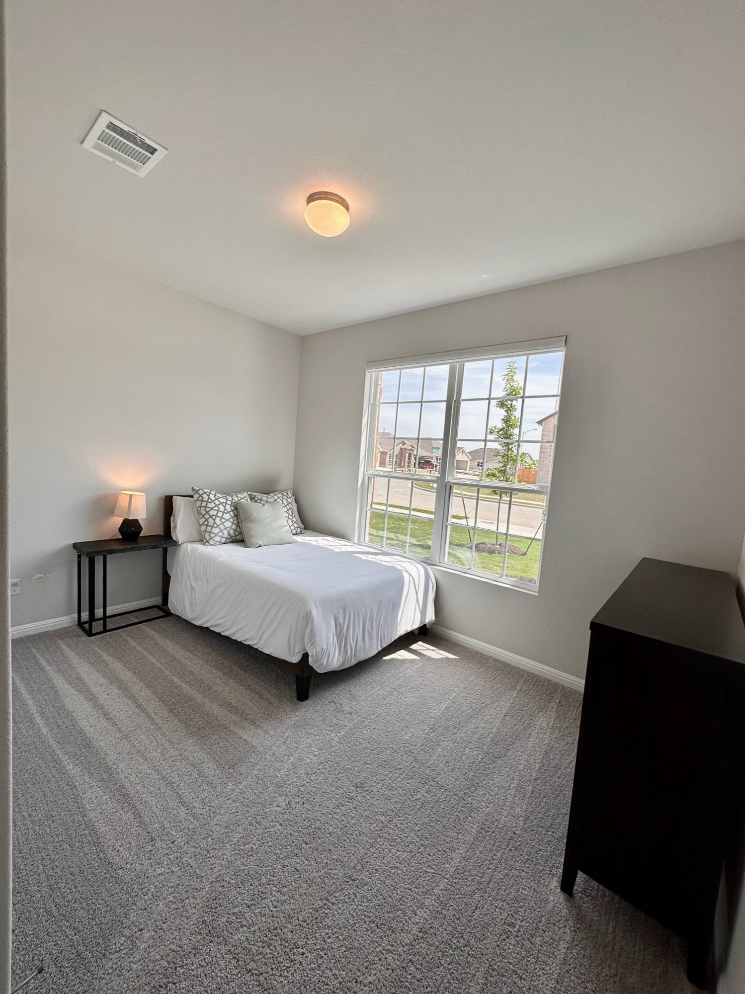 Chapala — Unit B: bedroom