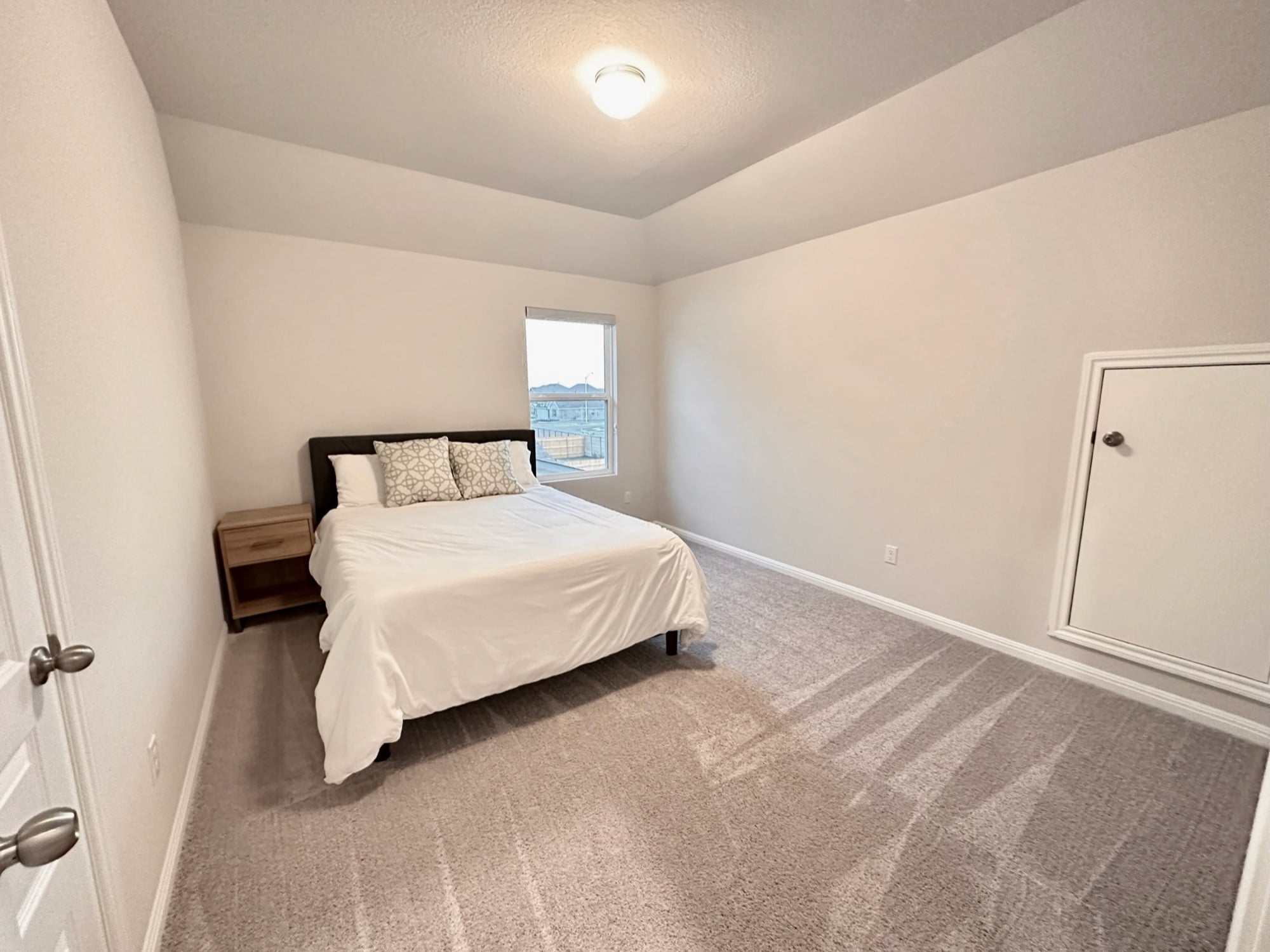 Chapala — Unit E: bedroom